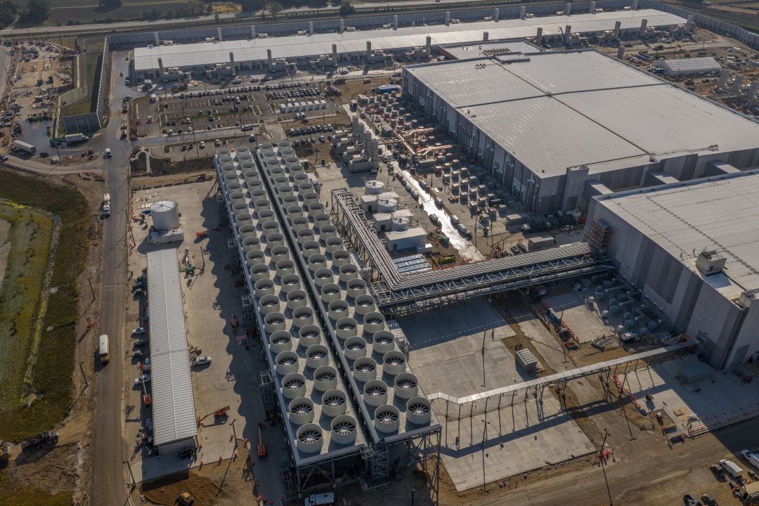 Aerial view of Microsoft&#039;s Fairwater datacenter in Microsoft