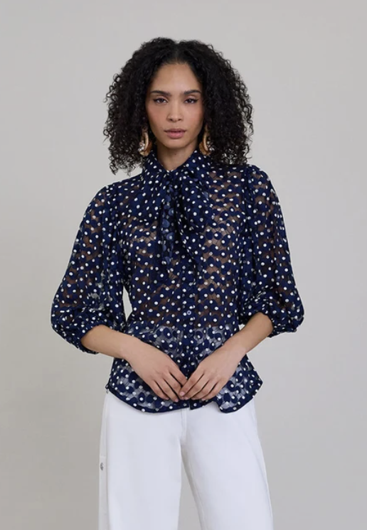 Anne Fontaine, Cyrille Shirt