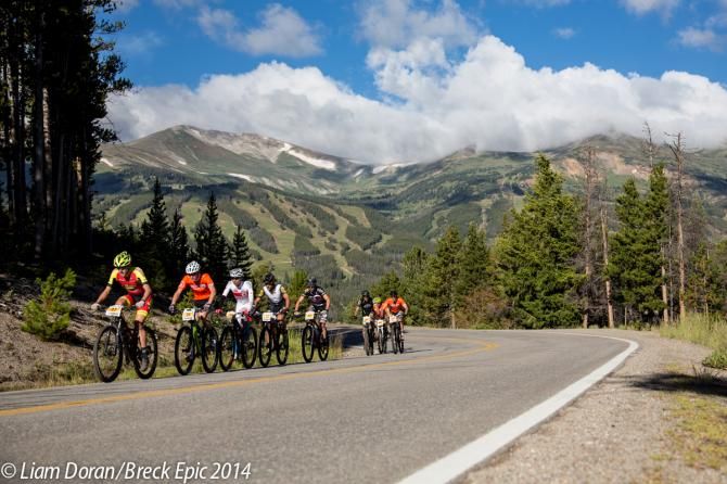 The men's solo 6 day leaders roll out for the final stage