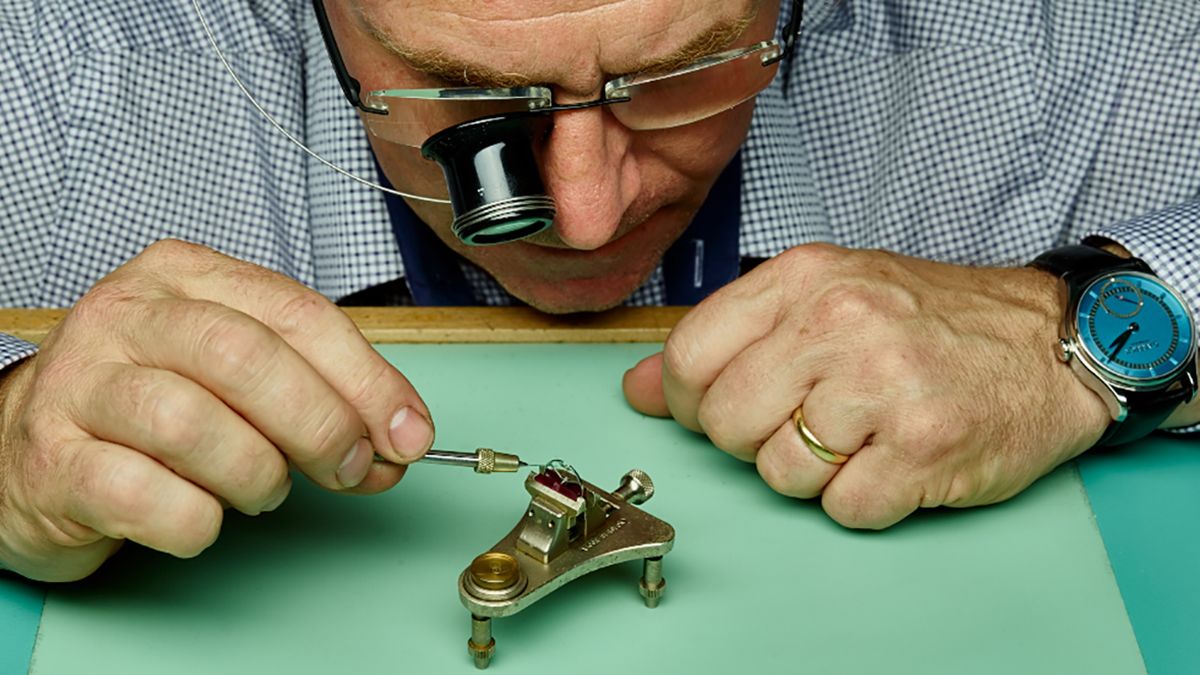 Watchmaking &amp; Watchmaker