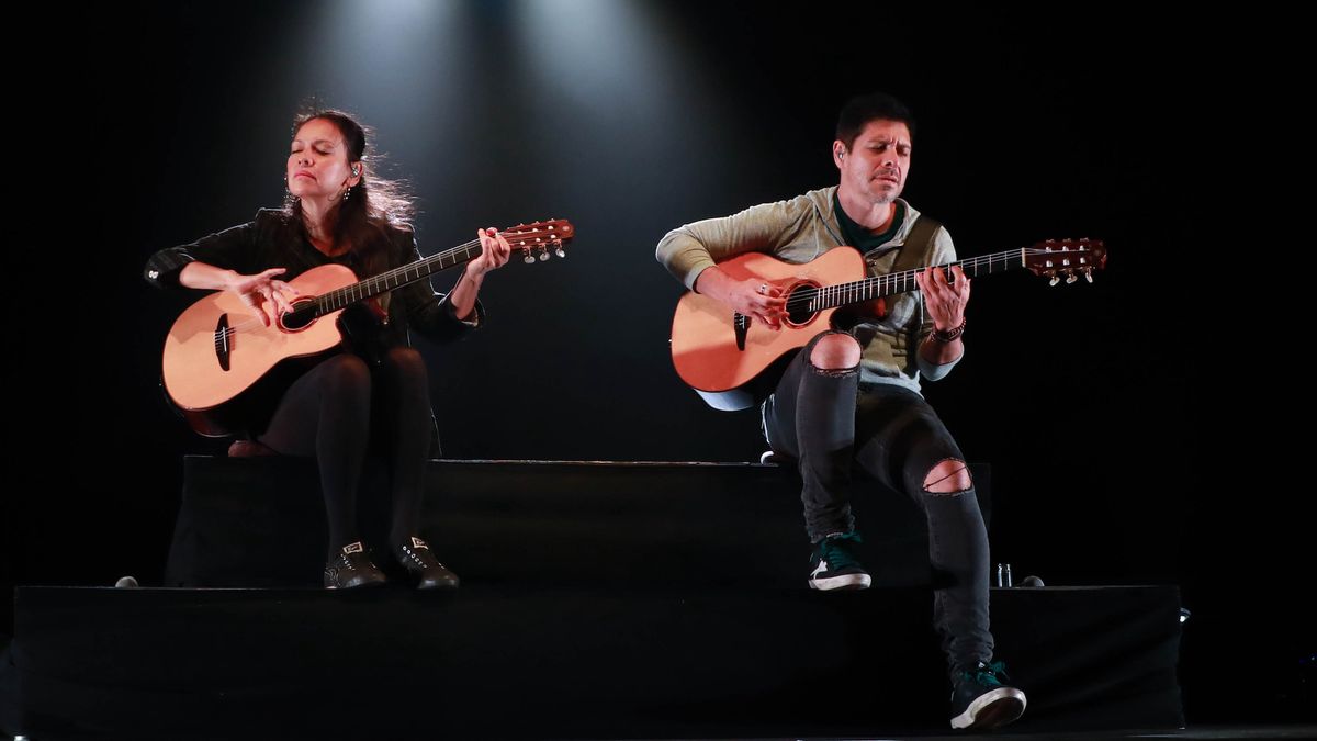 Gabriela Quintero (left) and Rodrigo Sanchez perform at the Pier 17 Rooftop on October 10, 2021 in New York City