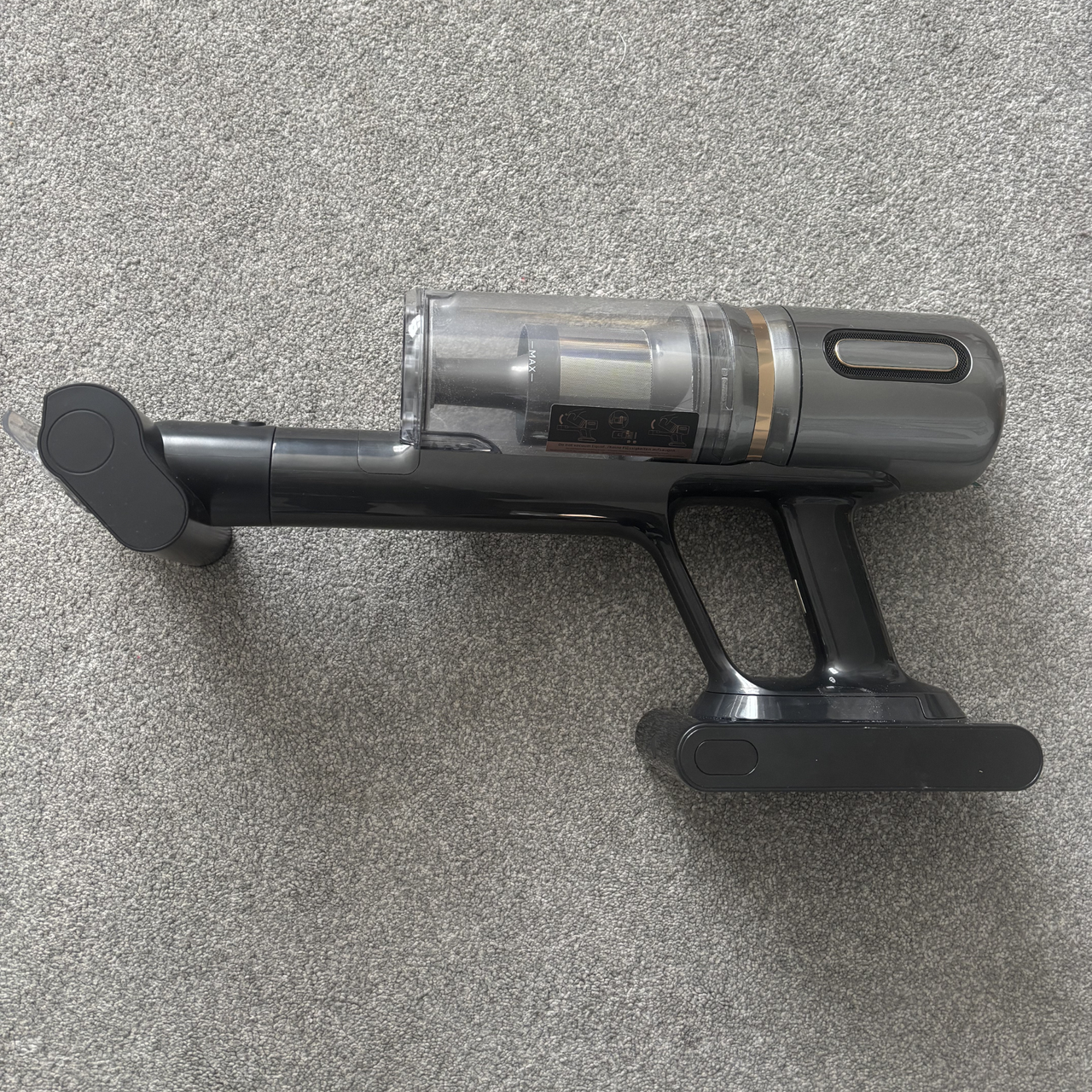 Dreame V20 Pro Cordless motorised mini-brush flat lay