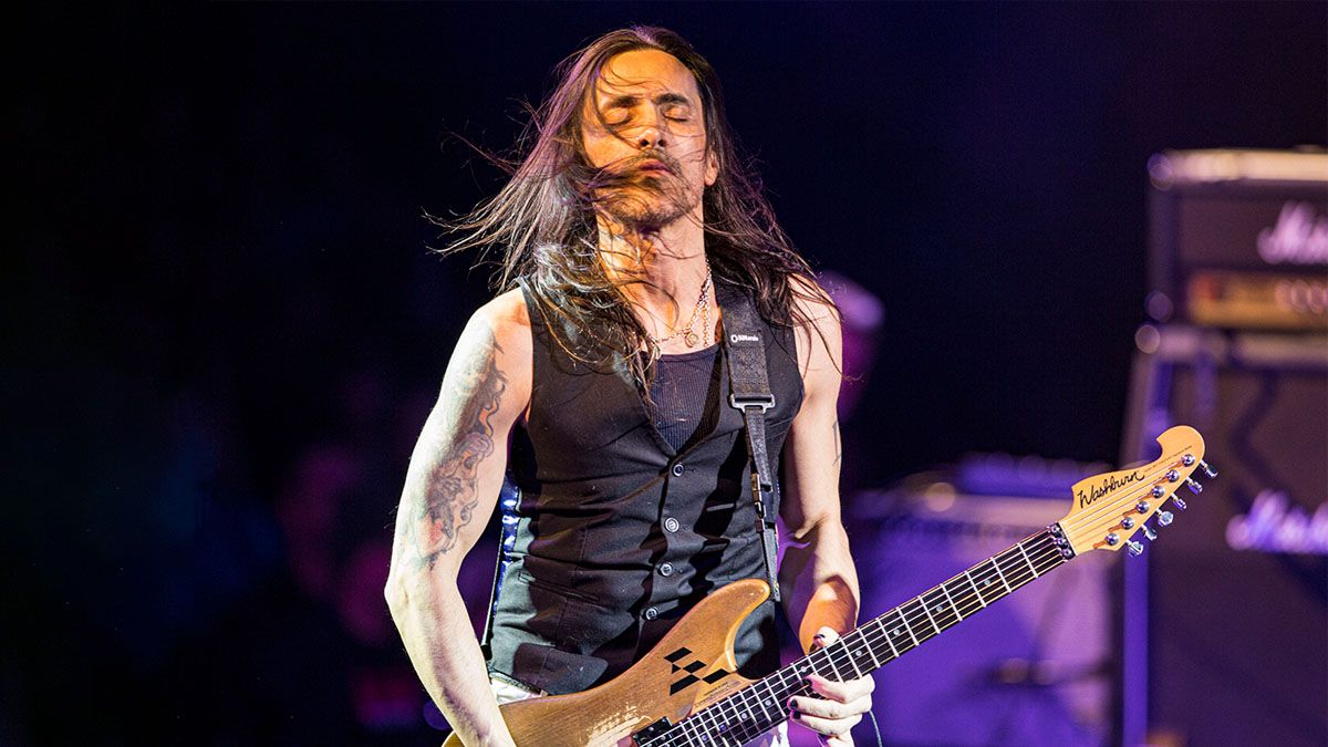 Nuno Bettencourt: “I told the guys, ‘I wanna go for blood on this album’ I wanted to make it fun with the guitar. To bring joy into it, to bring passion into it”