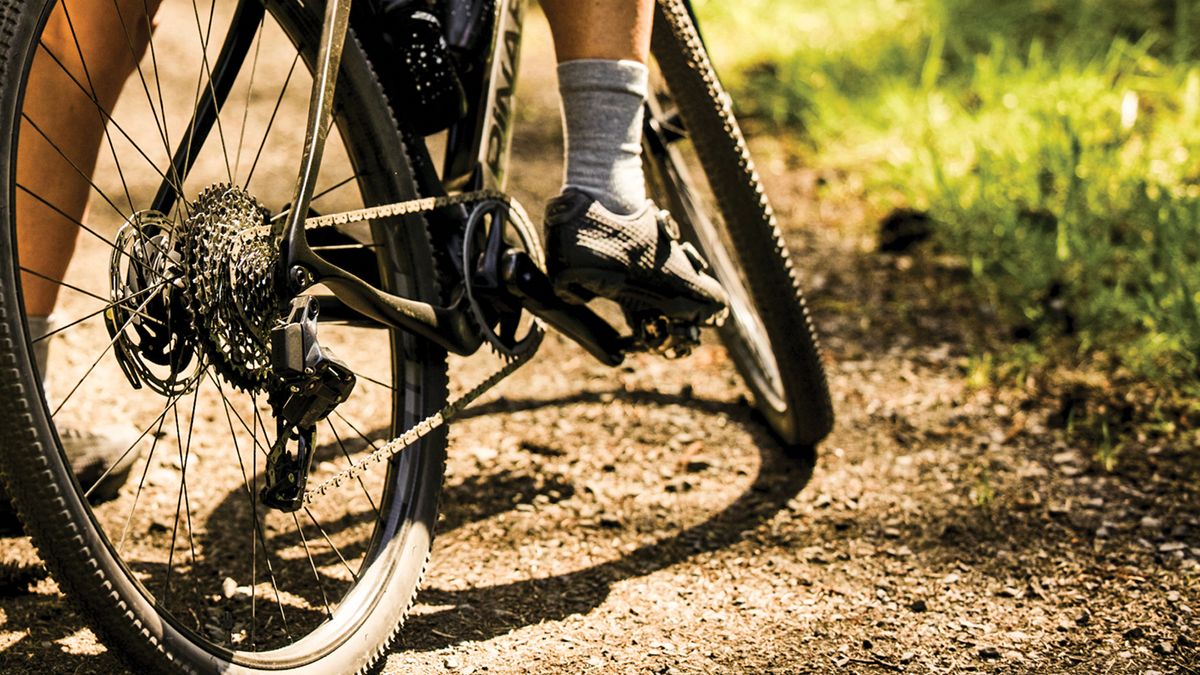 Person riding a bike with SRAM XPLR groupset and Zipp 101 wheels fitted