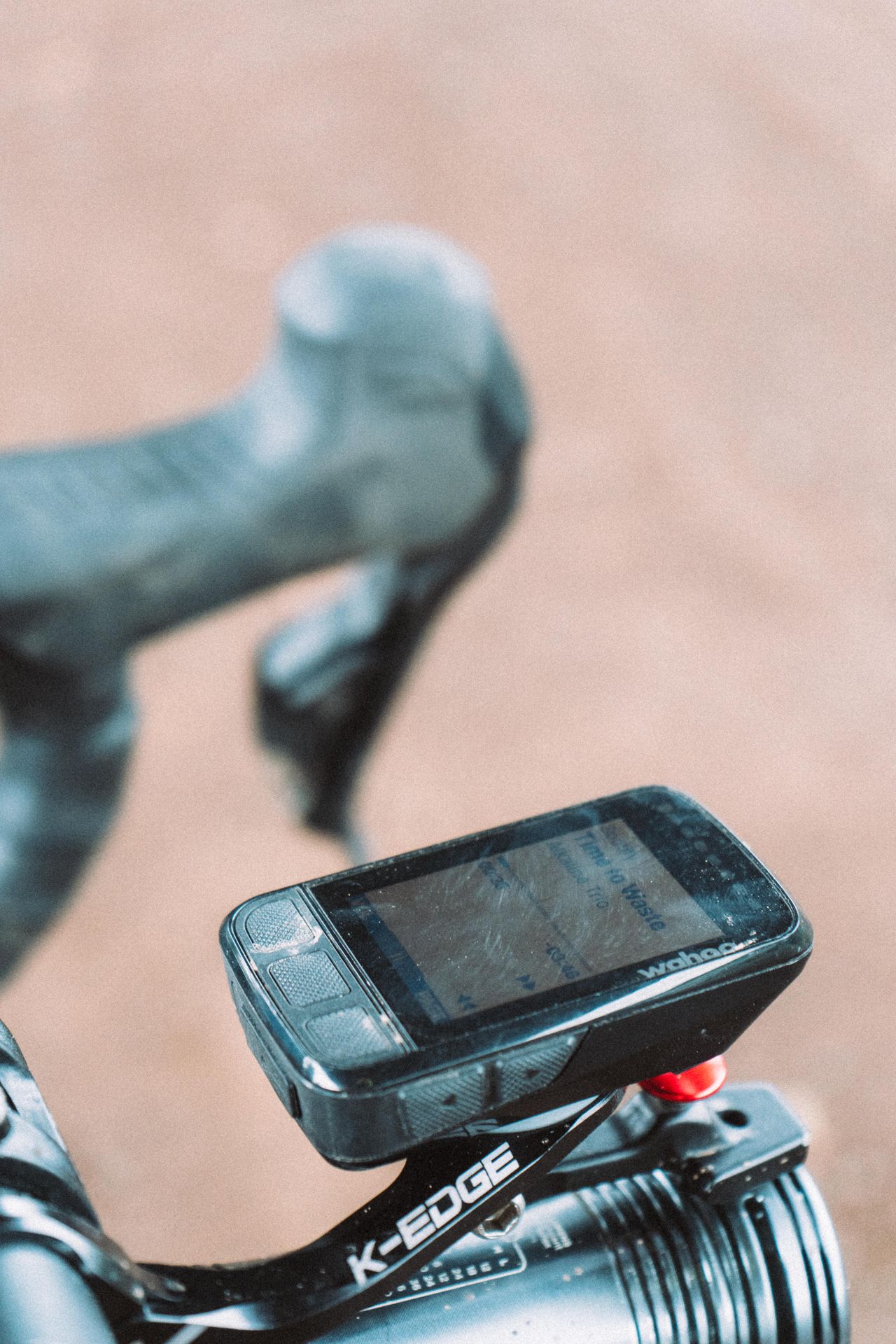A close up of a wahoo bike computer