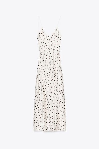 Eb28rLCFgVE2AcUTa7iVCc-320-80 31 اكتشاف Zara Summer 2025 أنيقة بشكل لا يصدق