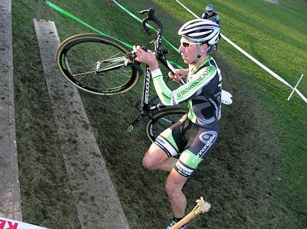Jeremy Powers powers up the run-up.