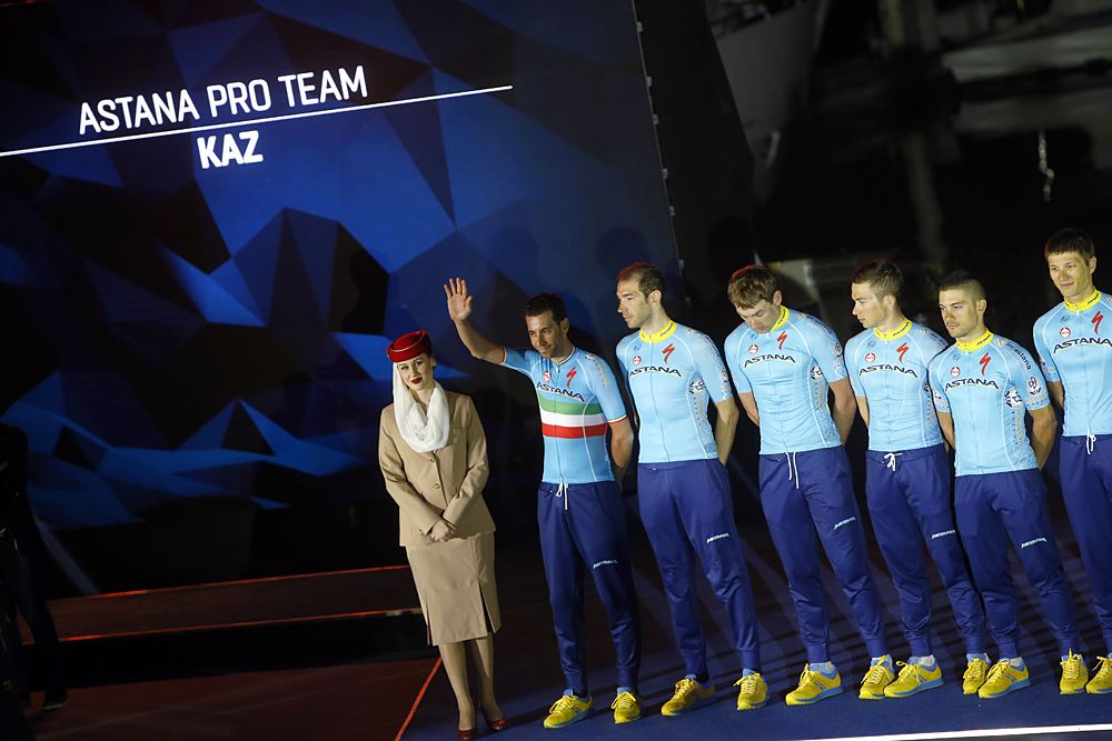 Vincenzo Nibali and his Astana team are presented