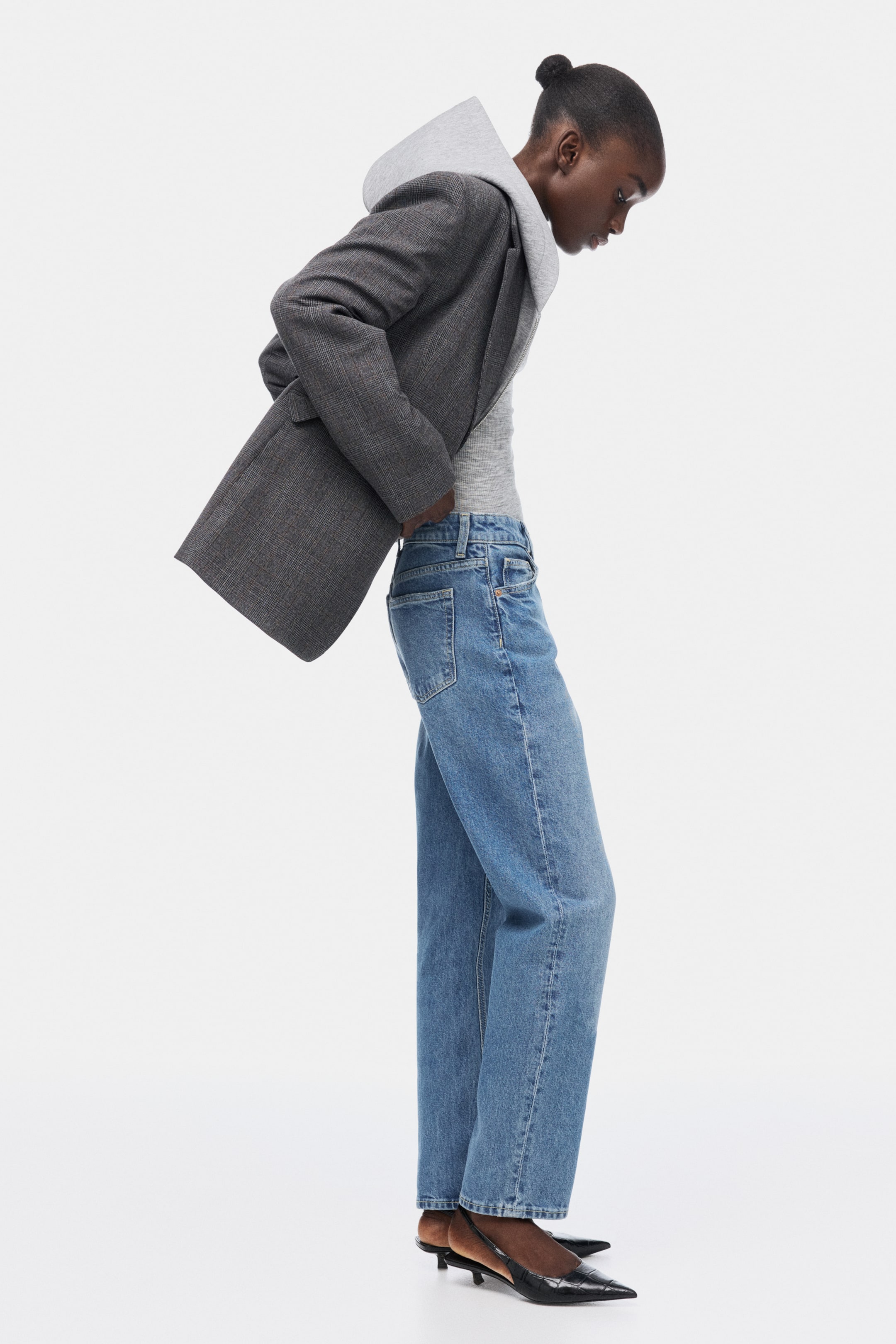 Mom Slim-Fit High-Waist Ankle Jeans - Black