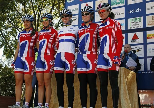 Great Britain national team is presented at the Trofeo Alfredo Binda.