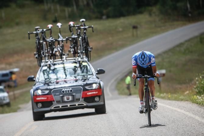 Lachlan Morton (Garmin-Sharp) puts his head down as he hits the descent to the finish.