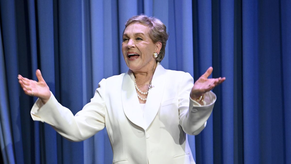 Julie Andrews' shocking 'Bridgerton' reveal will make you gasp