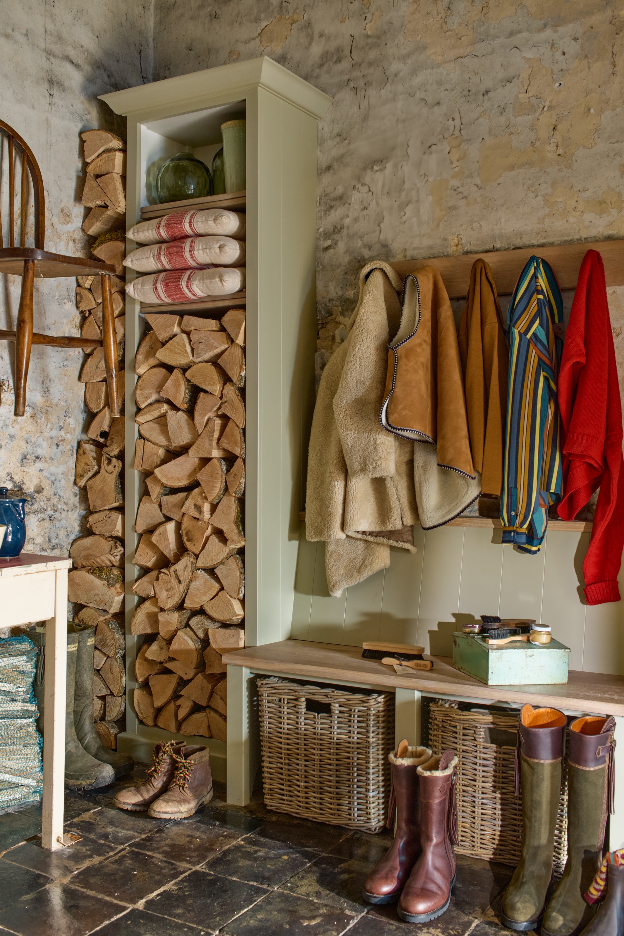 Penelope Chilvers&#039;s kitchen and bootroom