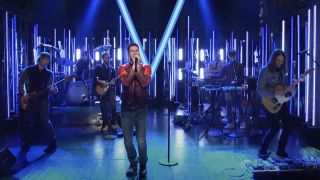 Maroon 5 performing on SNL