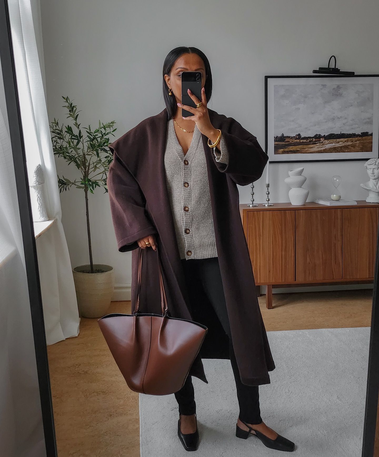 Sleek and Elegant, the Burgundy Coat Trend Is a New Favourite | Who ...