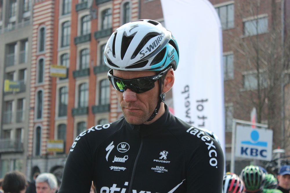 Stijn Vandenbergh broke his nose during the Tour of Flanders