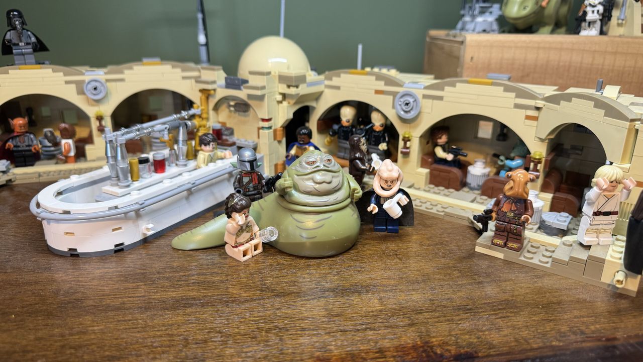 Lego Star Wars figures captured using an iPhone 15 Pro Max camera.