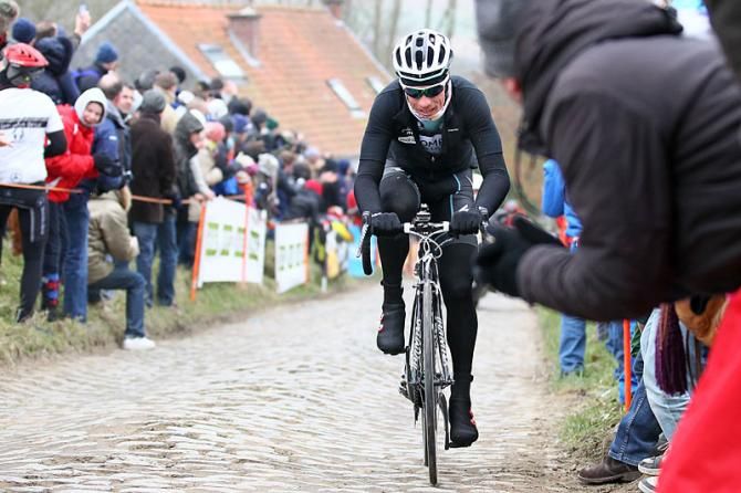 Sylvain Chavanel (OPQS) all bundled up