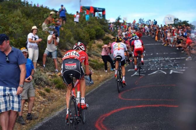 Bart De Clercq (Lotto-Belisol) struggles to hold on as the breakaway hits the steep slopes