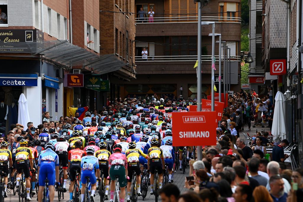 COLLU FANCUAYA SPAIN AUGUST 27 A general view of the peloton prior to the 77th Tour of Spain 2022 Stage 8 a 1534km stage from Pola de Laviana to Collu Fancuaya 1084m LaVuelta22 WorldTour on August 27 2022 in Collu Fancuaya Spain Photo by Tim de WaeleGetty Images
