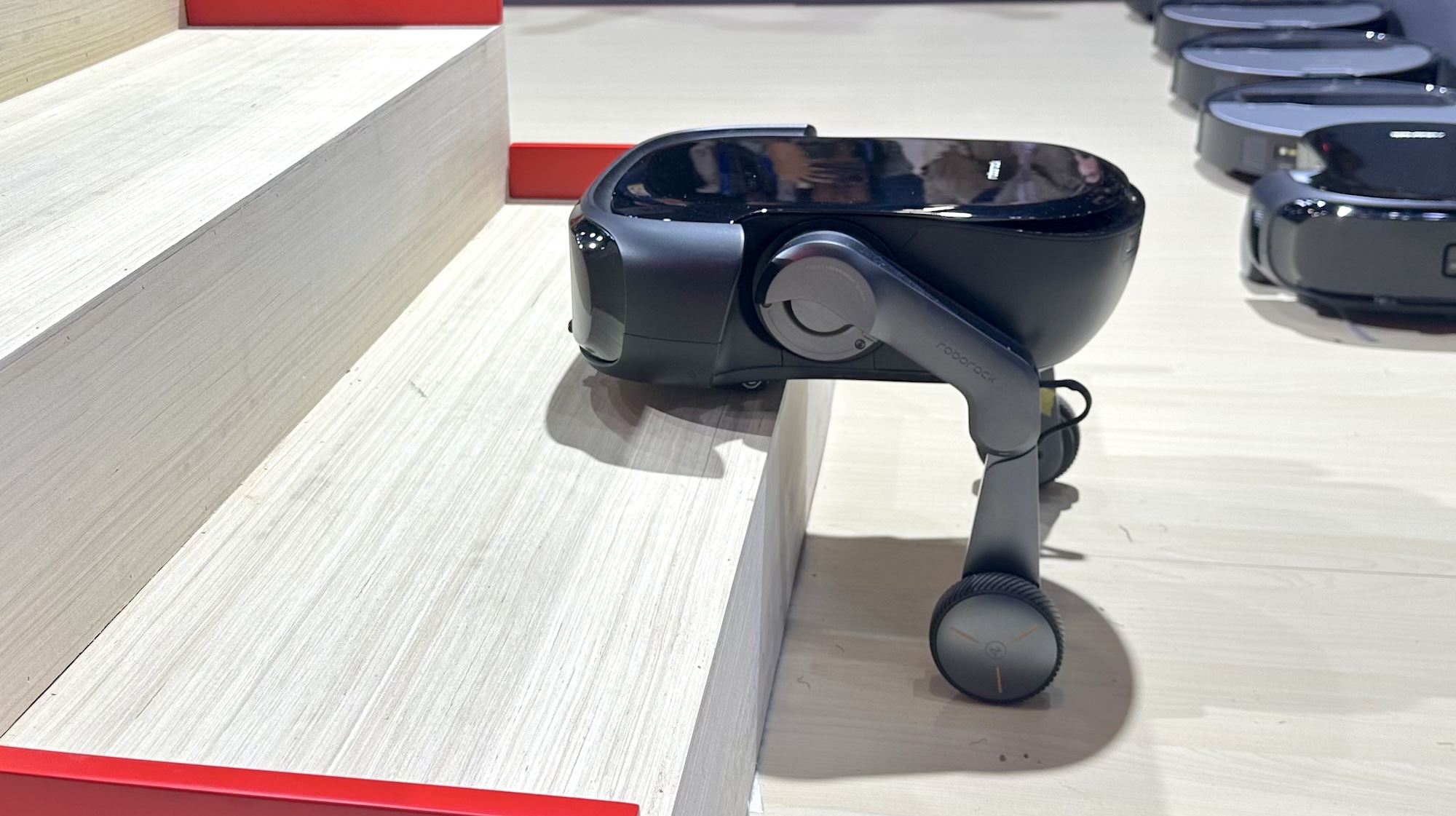 Roborock Saros Rover