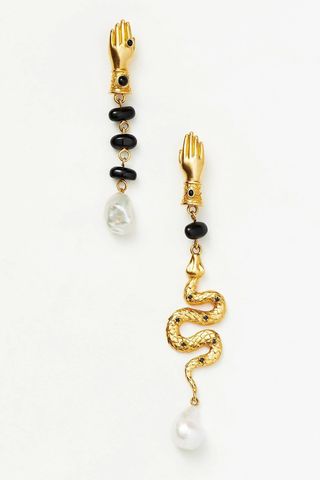 Missoma Harris Reed Handpicked Serpent Mismatch Earrings | 18k Gold Plated/pearl & Black Onyx