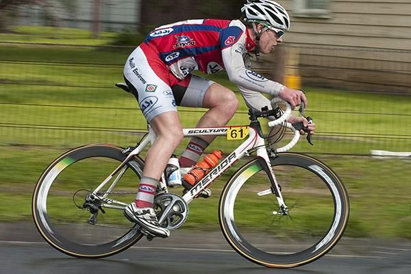 Alexander Edmondson (Team SASI Cycling) leans into a bend on stage three.