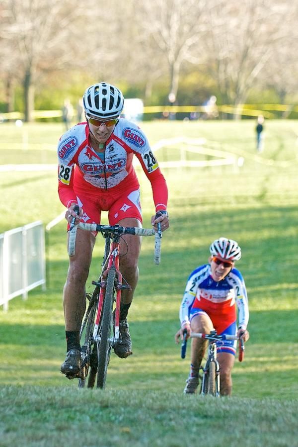 Miller outguns Mani for second in a tight finish.