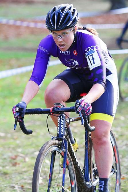 Amanda Carey (Team Rhino Rush) concentrates on making the top ten.