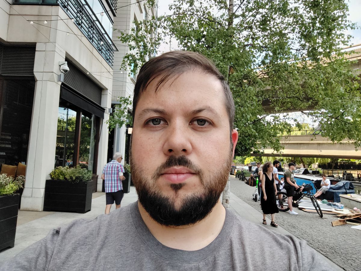 Nothing Phone 1 camera sample selfie daylight portrait mode off