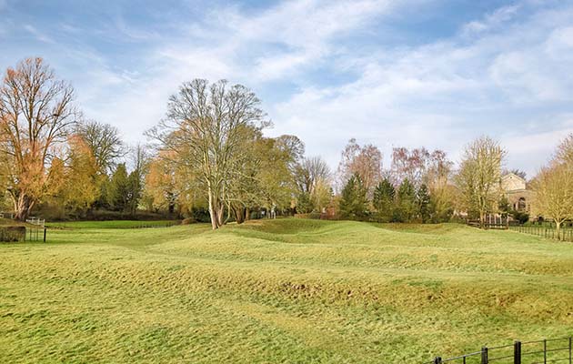 Hougham Manor PH-19