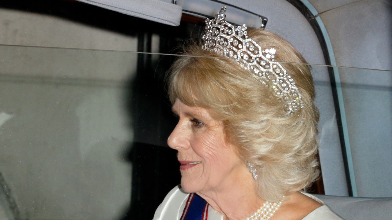 Queen Camilla could be given mysterious crown to avoid &#039;row&#039; over Koh-i-Noor diamond