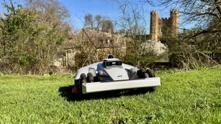 Mammotion LUBA 3 AWD 3000 robot lawn mower