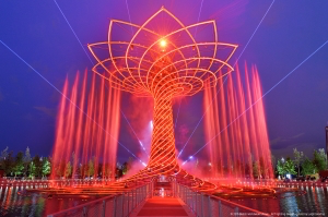 Tree of Life Stands Tall at Universal Exposition