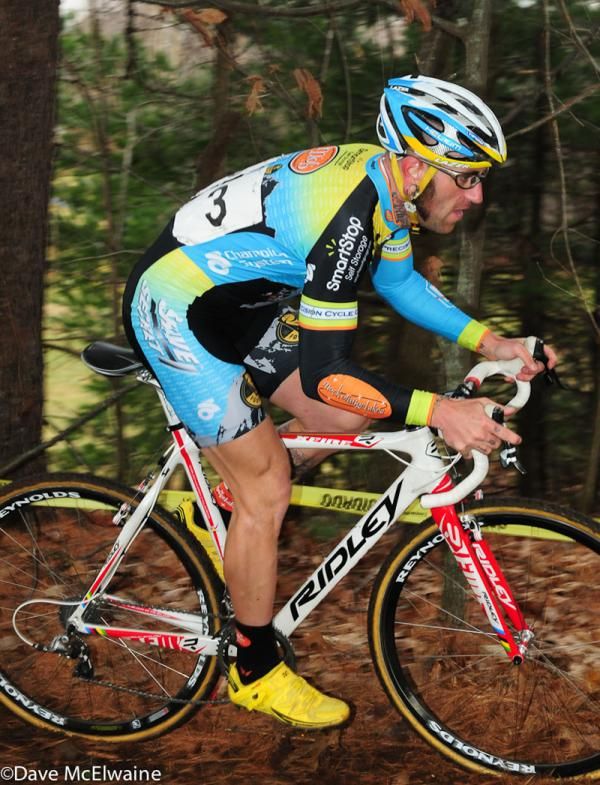 Adam Myerson (Smartstop/Mock Orange) hitting the singletrack while in third position