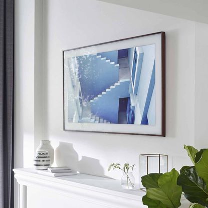 samsung tv on wall