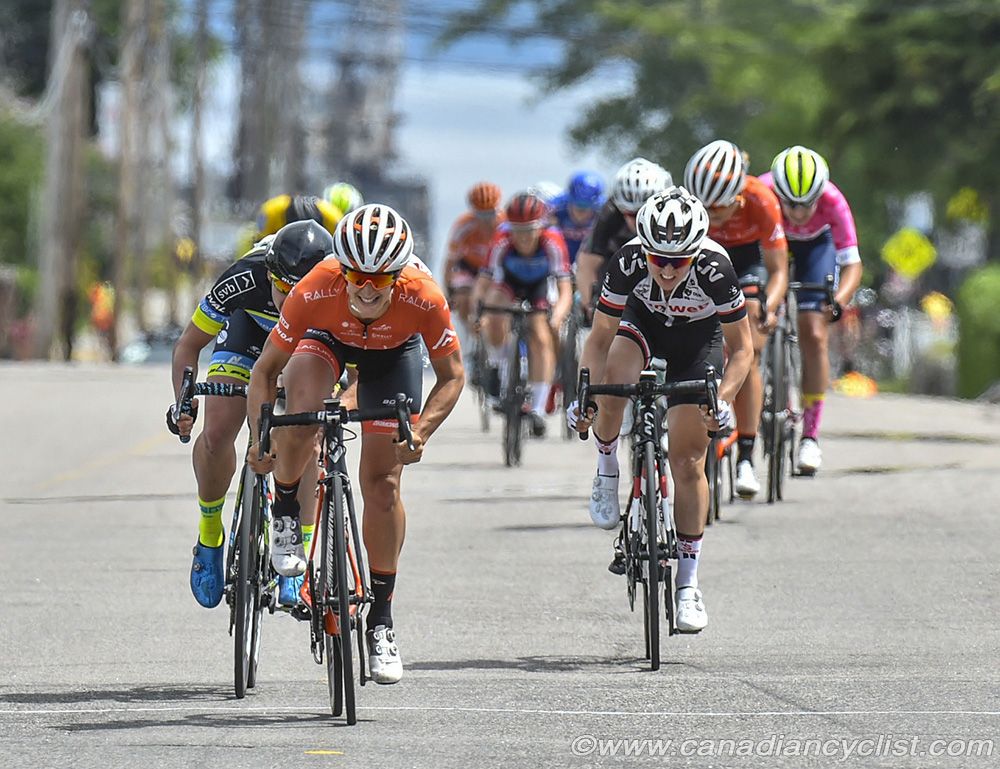 Sara Bergen leading Alison Jackson and Leah Kirchmann for third