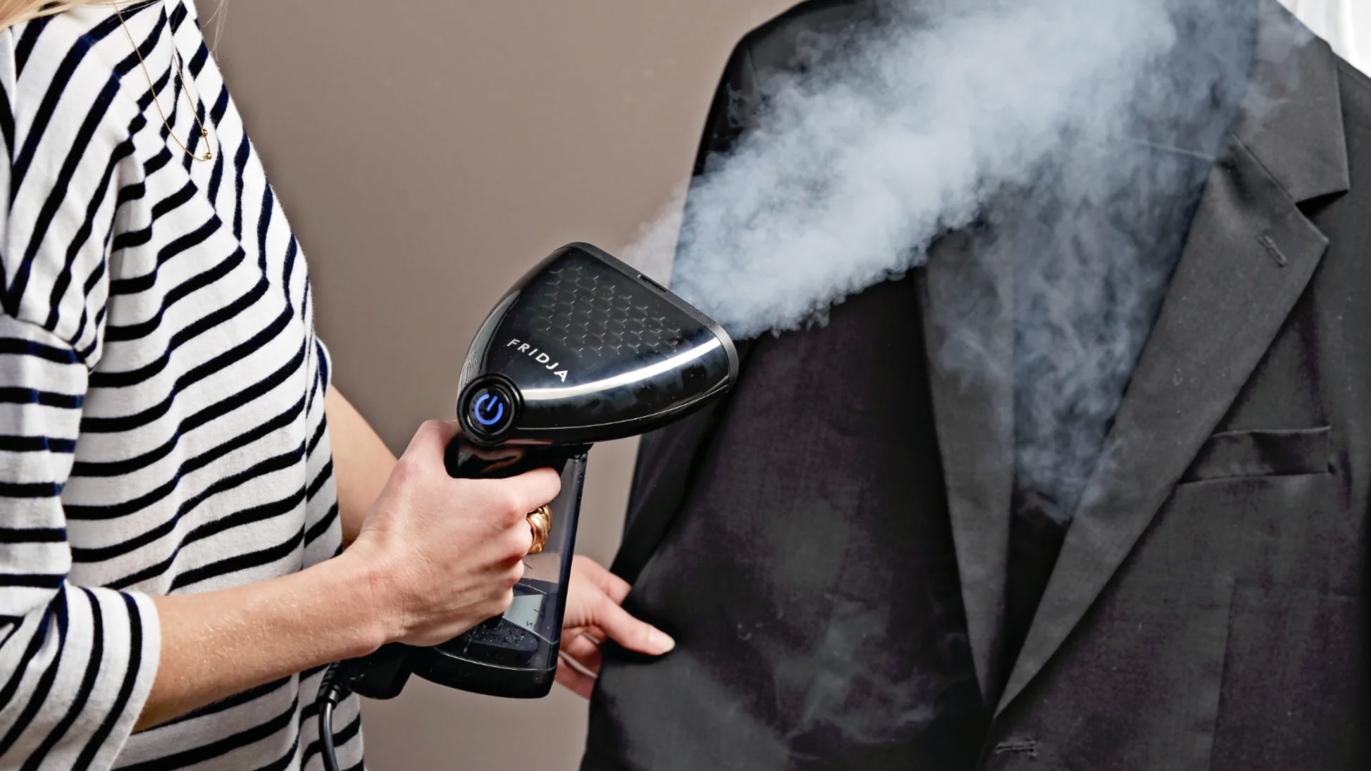 Fridja F10 Handheld Garment Steamer