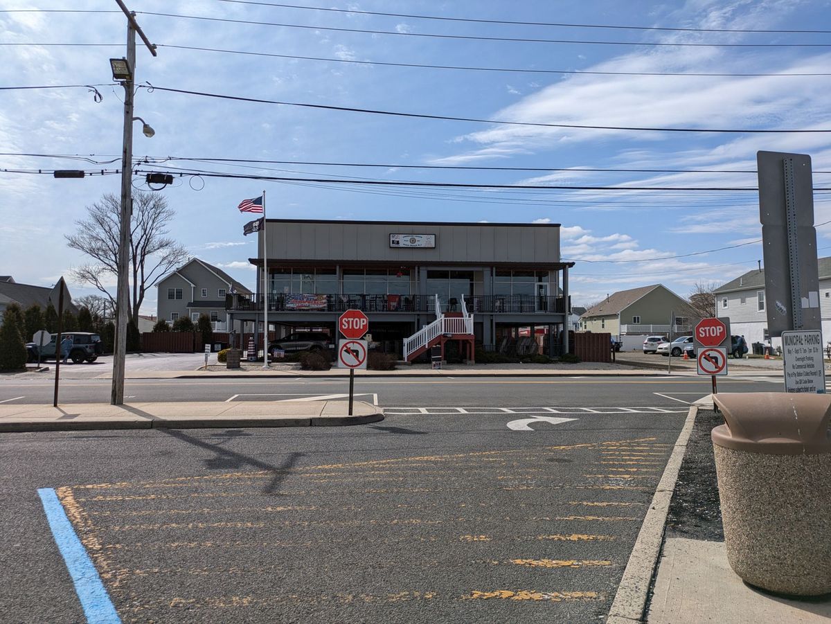 Google Pixel 8a dynamic range sample.