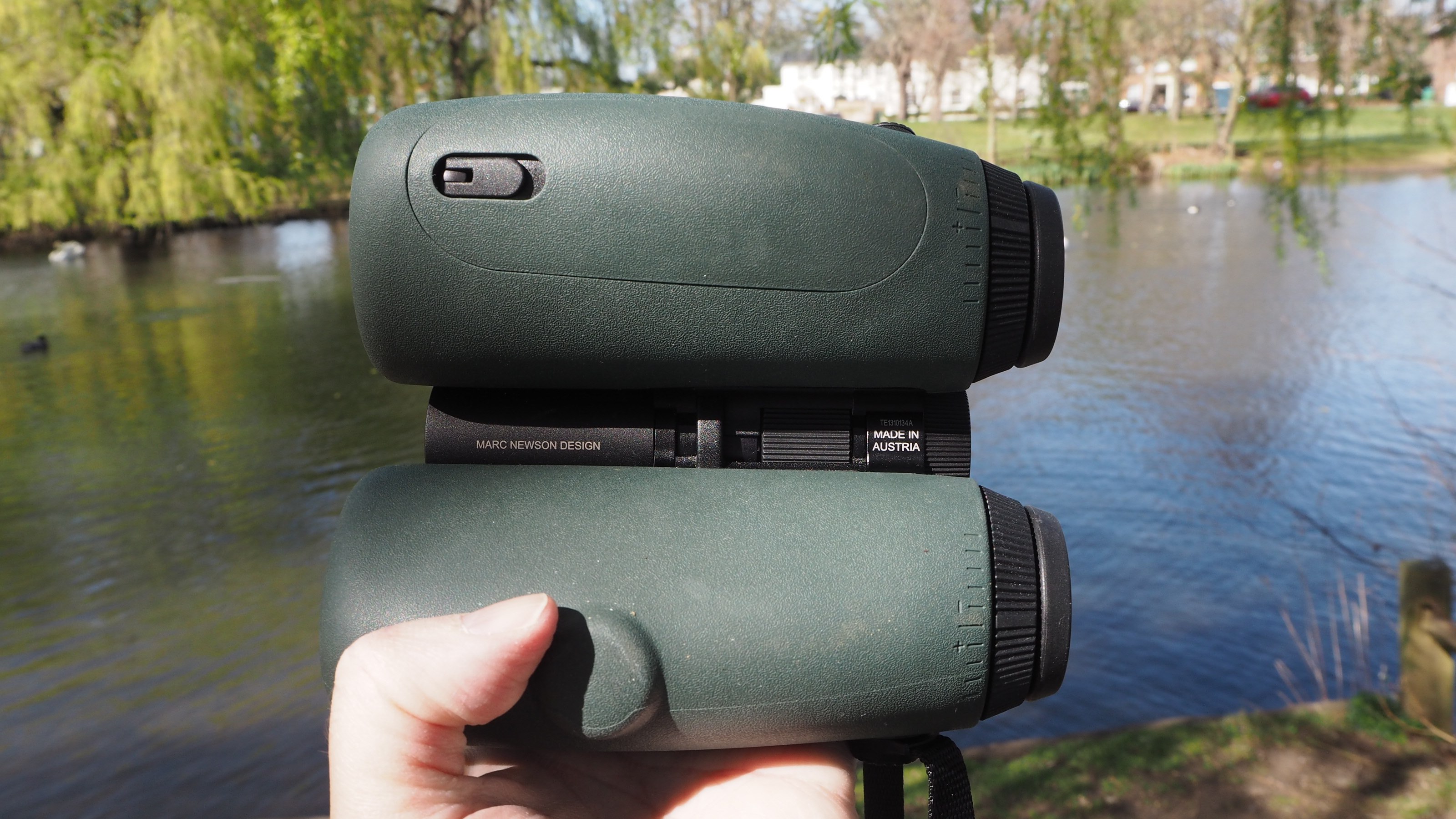 Swarovski AX Visio 10x32