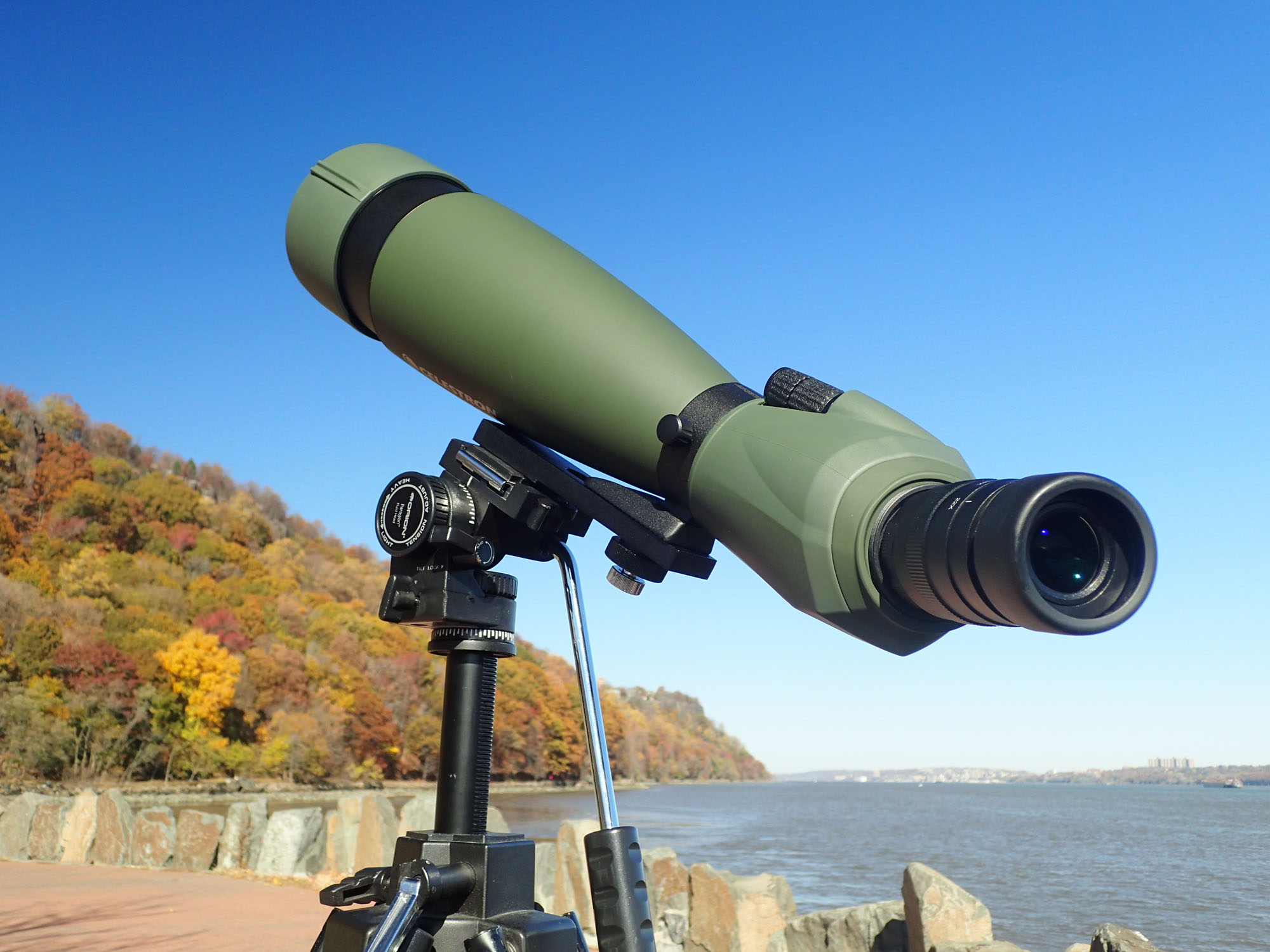 Best Small, Portable Telescopes for Travelers and City Dwellers — 2019