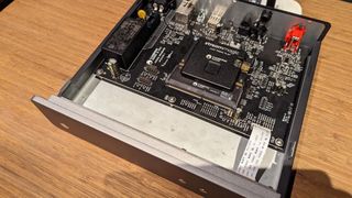 Network streamer: Cambridge Audio MXN10 / Cambridge Audio AXN10