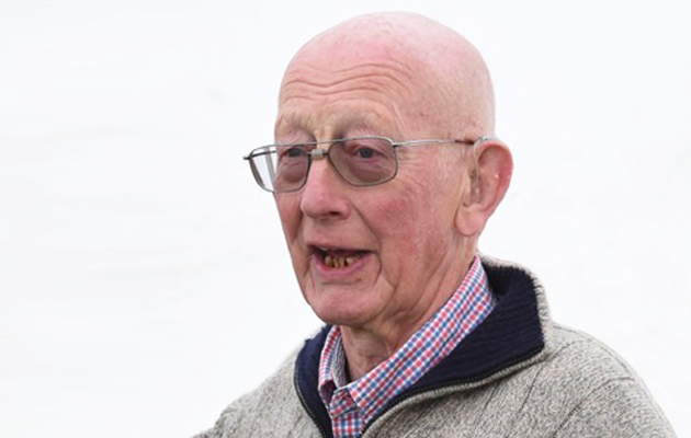 Dr Peter Lamont