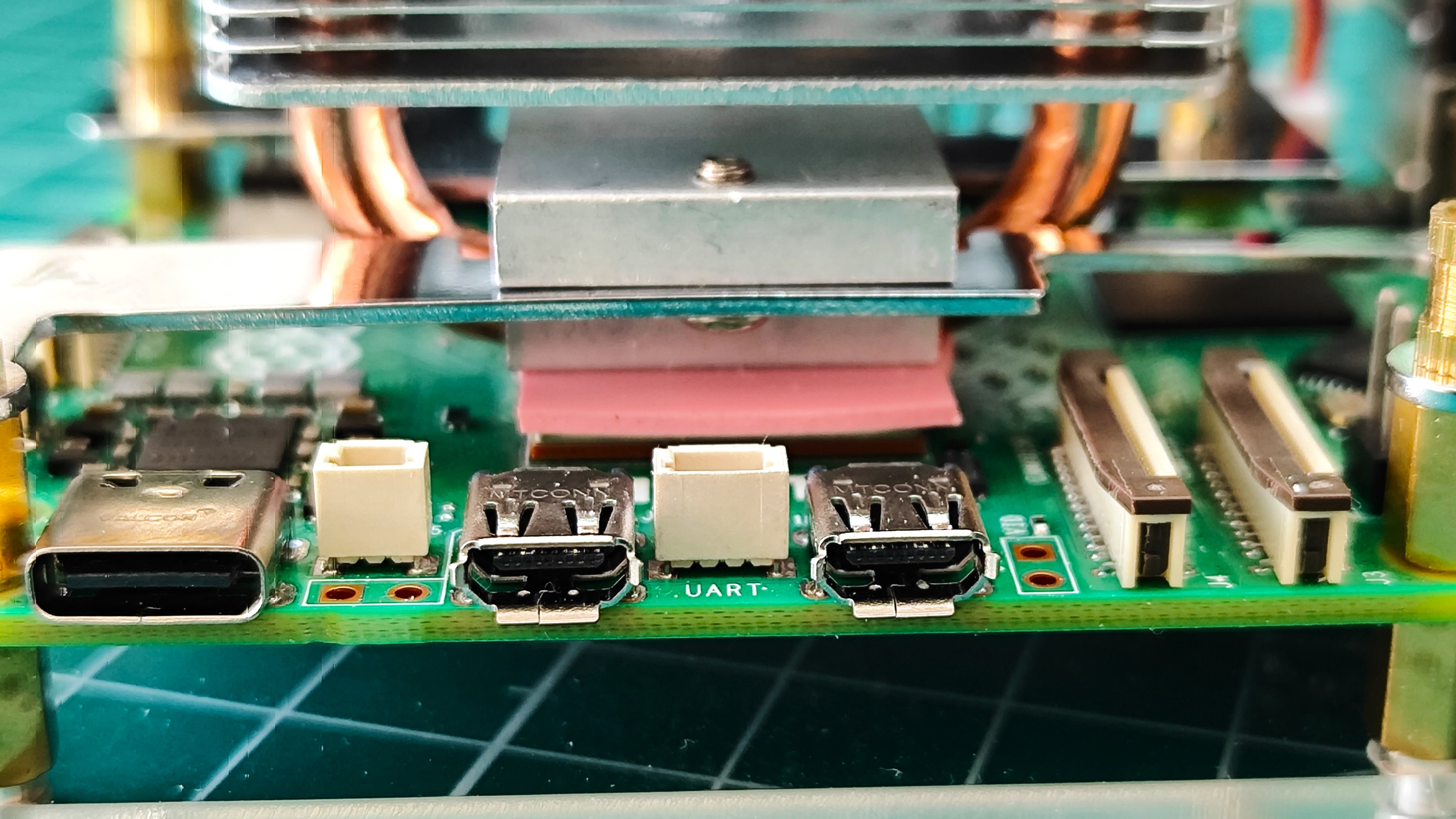 52-Pi Ice-Tower Cooler for Raspberry Pi 5