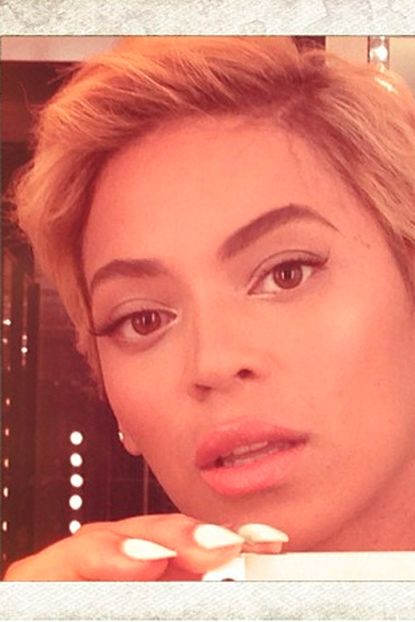 Beyonce unveils a short pixie crop hairstyle