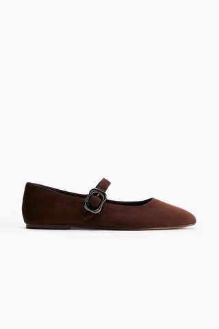 Edy9SPSohTtZvQmxuRywD6-320-80 31 Chic August H&M الوافدين الجدد يستحقون التحقق