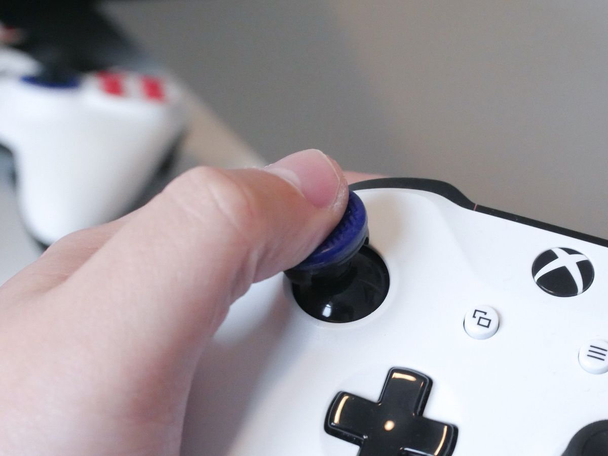 Can thumbstick controller grips improve your Xbox One gaming