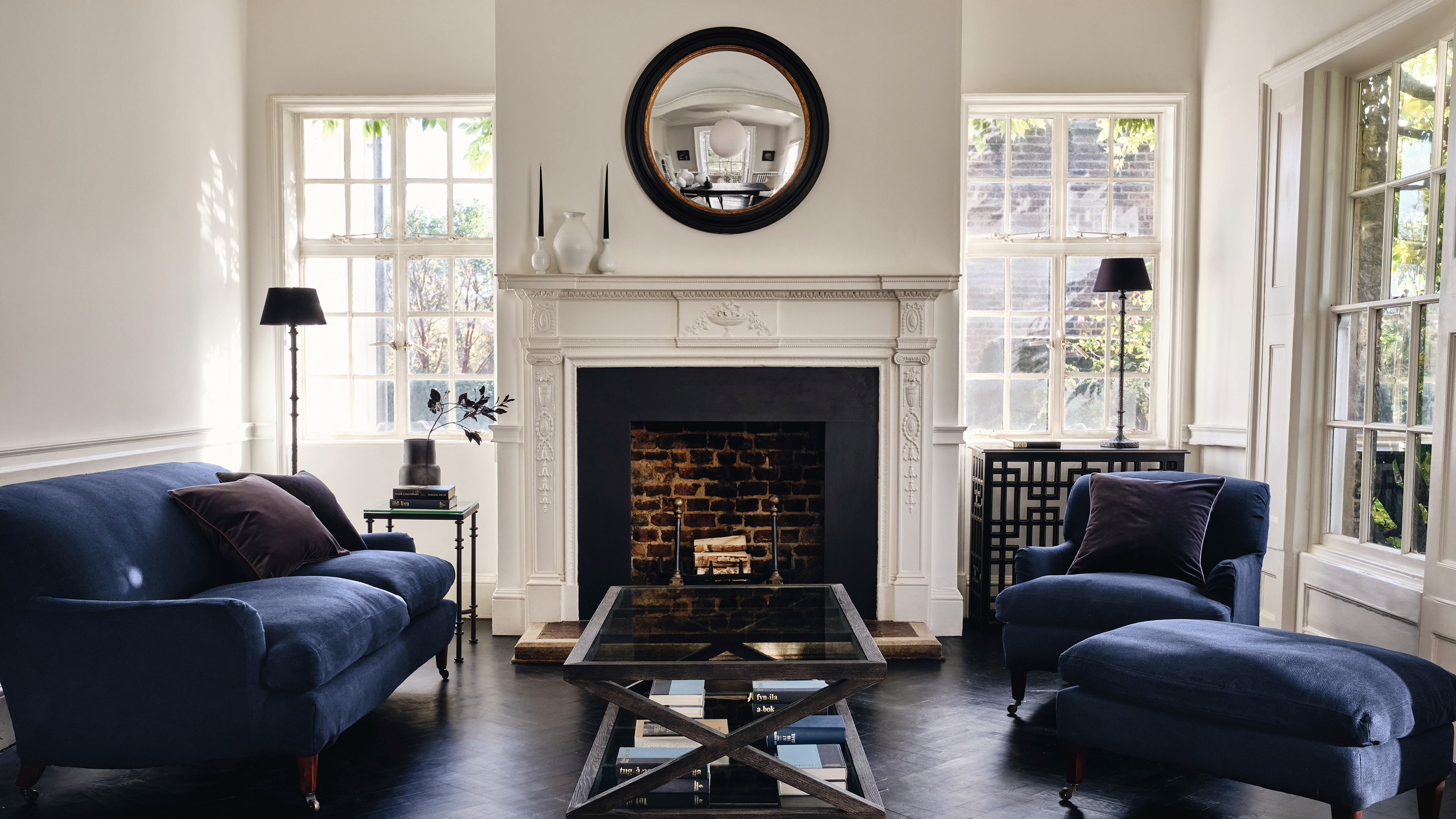 Round Fireplace Mirror: Best Thing To Have Above the Mantle