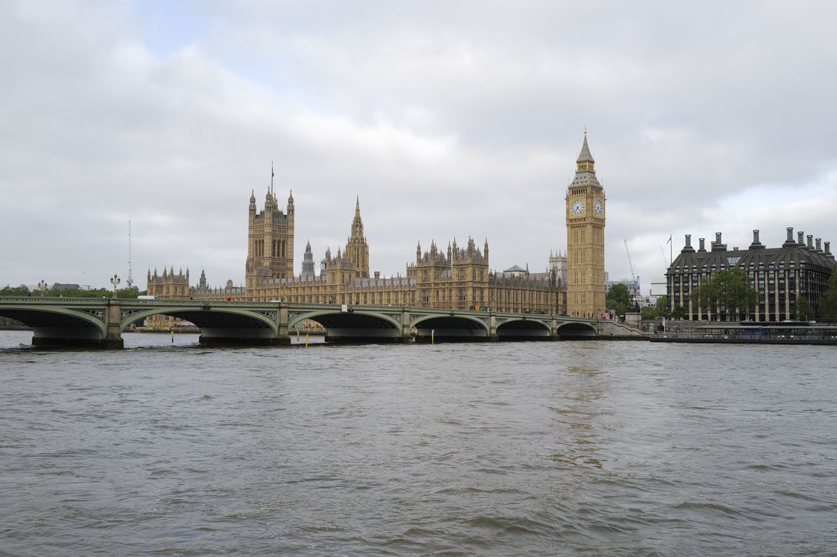 Big Ben from across the river Thames at 35mm of Leica Q3