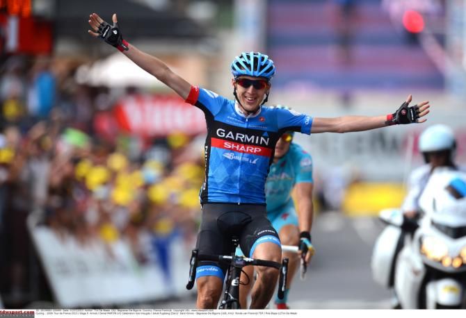 Dan Martin won a thrilling stage to Bagn&egrave;res-de-Bigorre